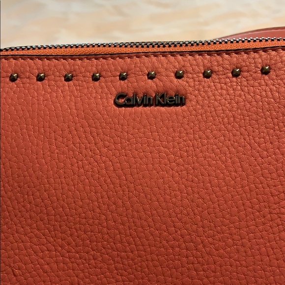 Pink Calvin Klein Boxy Crossbody Bag - Picture 2 of 9